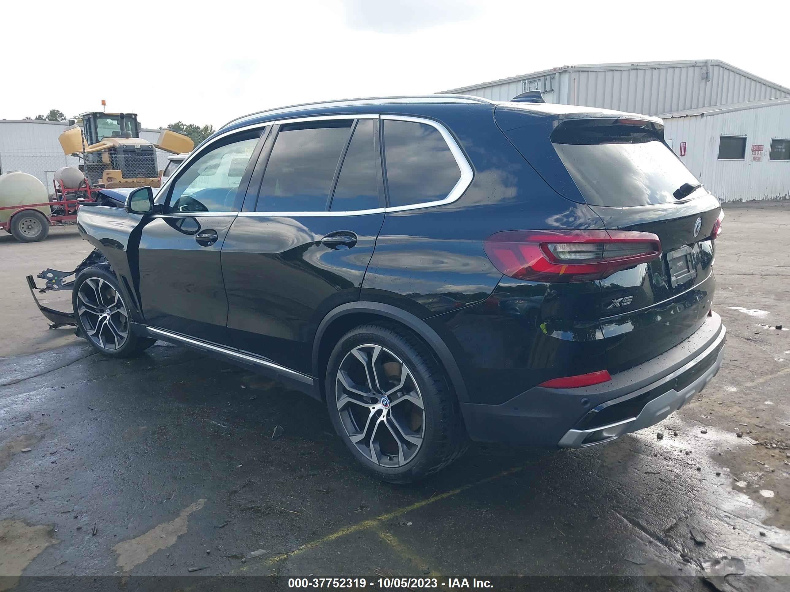 Photo 2 VIN: 5UXCR6C0XP9N56810 - BMW X5 