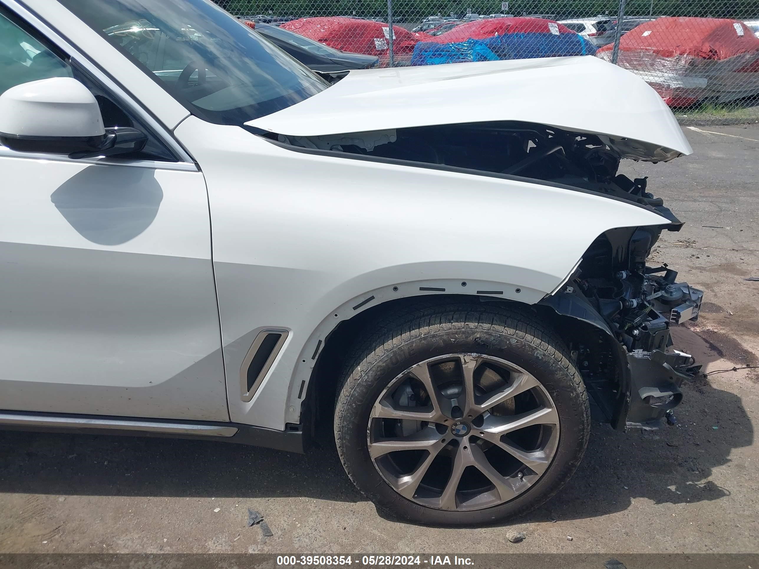 Photo 17 VIN: 5UXCR6C0XP9P21481 - BMW X5 