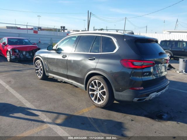 Photo 2 VIN: 5UXCR6C50KLL38513 - BMW X5 