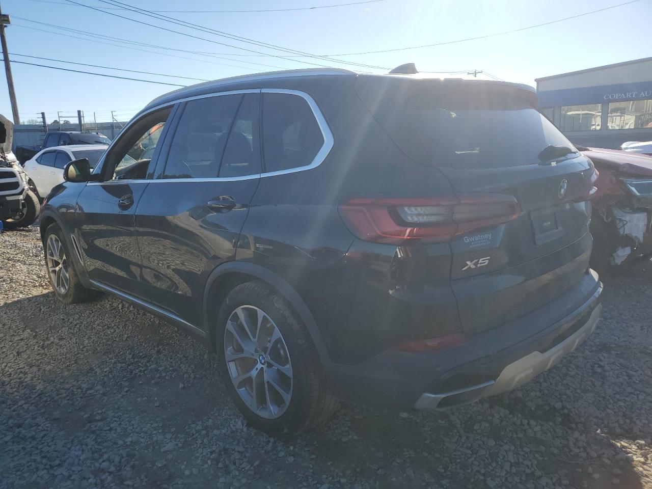 Photo 1 VIN: 5UXCR6C52KLB12332 - BMW X5 