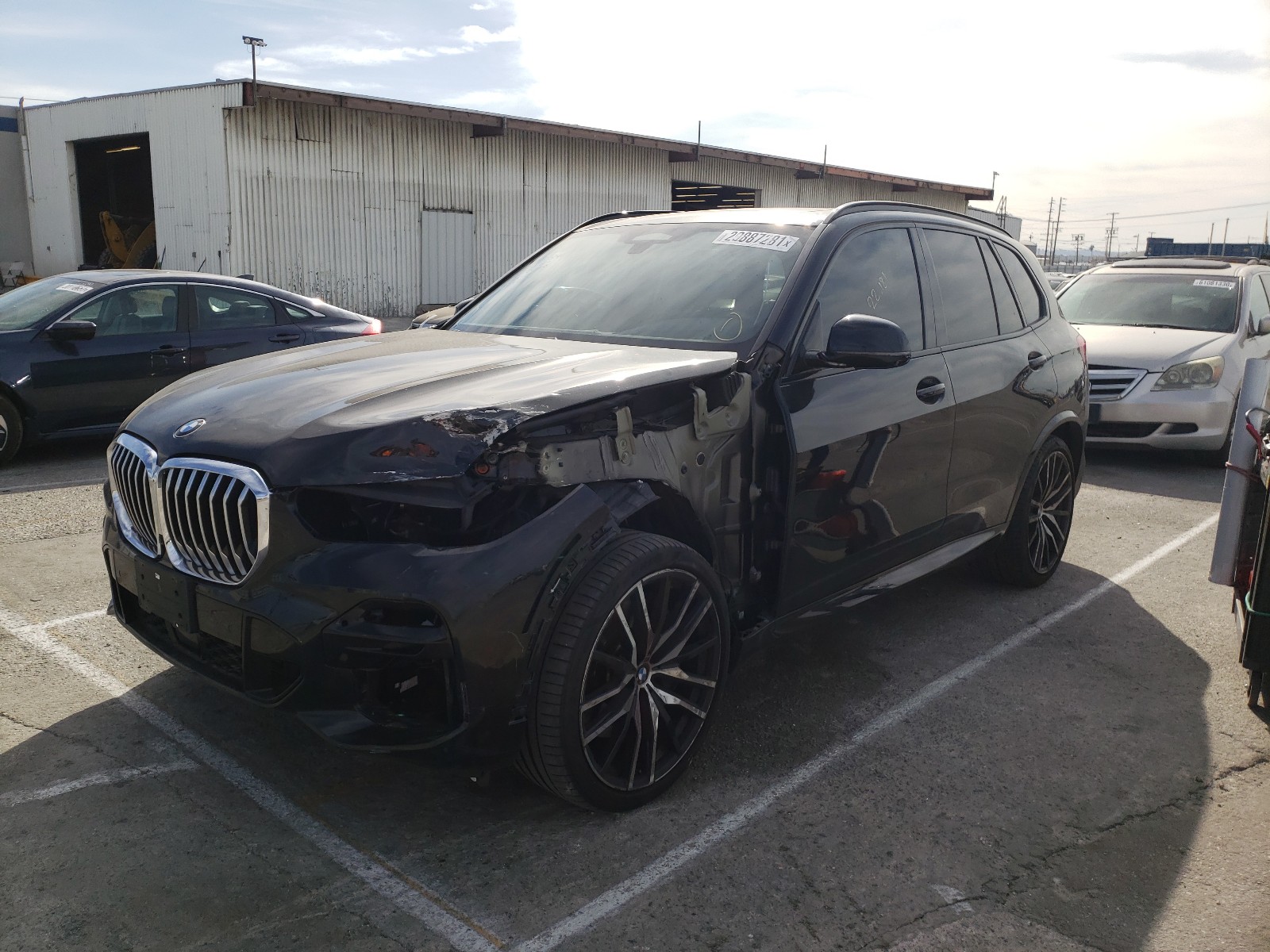 Photo 1 VIN: 5UXCR6C54KLL08172 - BMW X5 XDRIVE4 