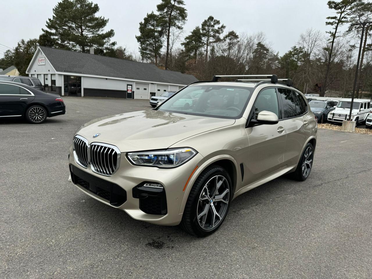 Photo 0 VIN: 5UXCR6C54KLL08317 - BMW X5 