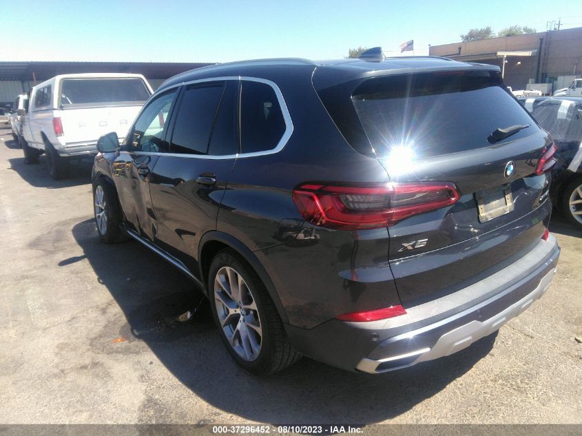 Photo 2 VIN: 5UXCR6C54KLL24579 - BMW X5 