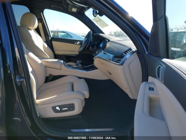 Photo 4 VIN: 5UXCR6C54KLL64323 - BMW X5 