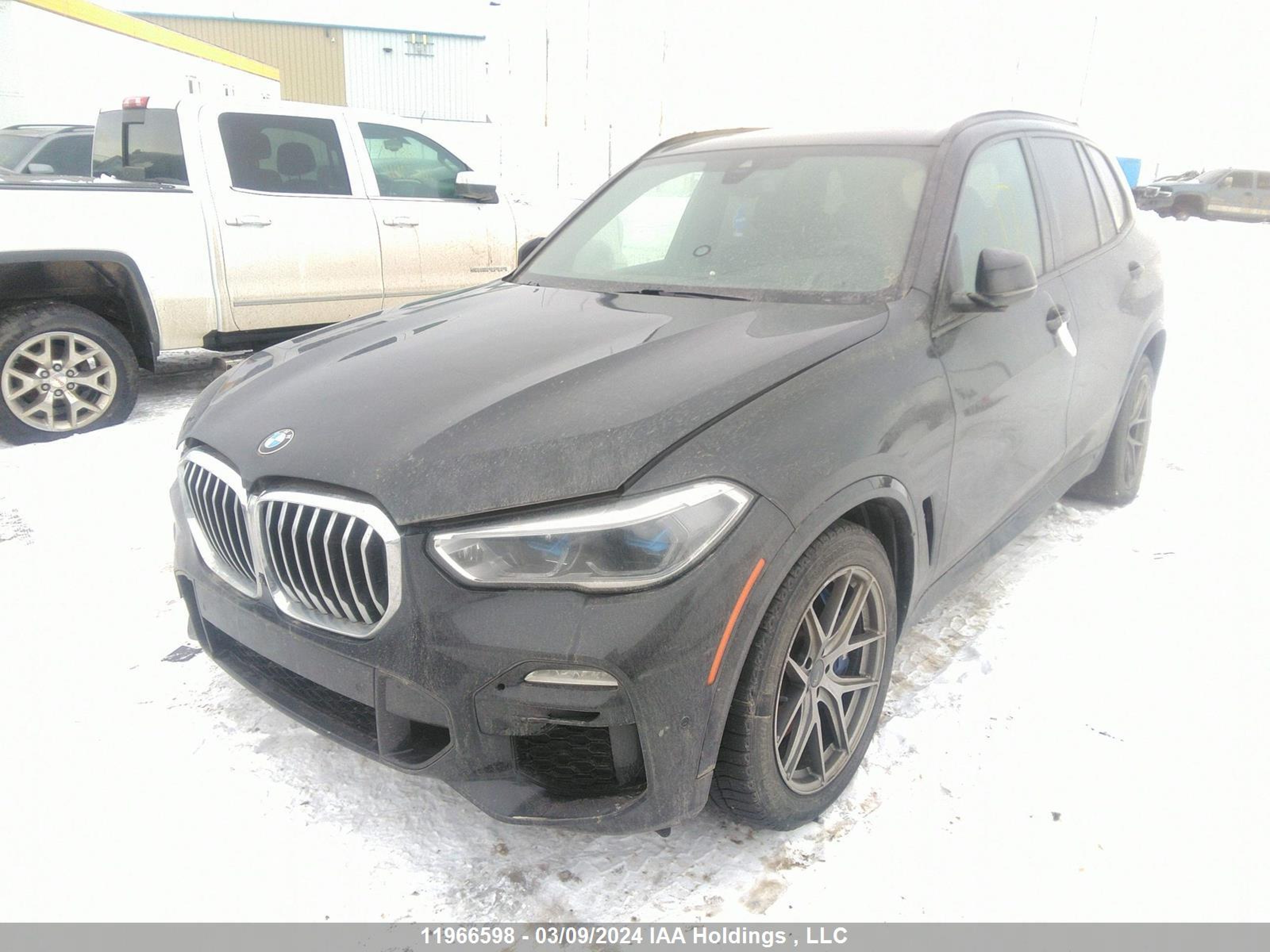 Photo 1 VIN: 5UXCR6C56KLL61245 - BMW X5 