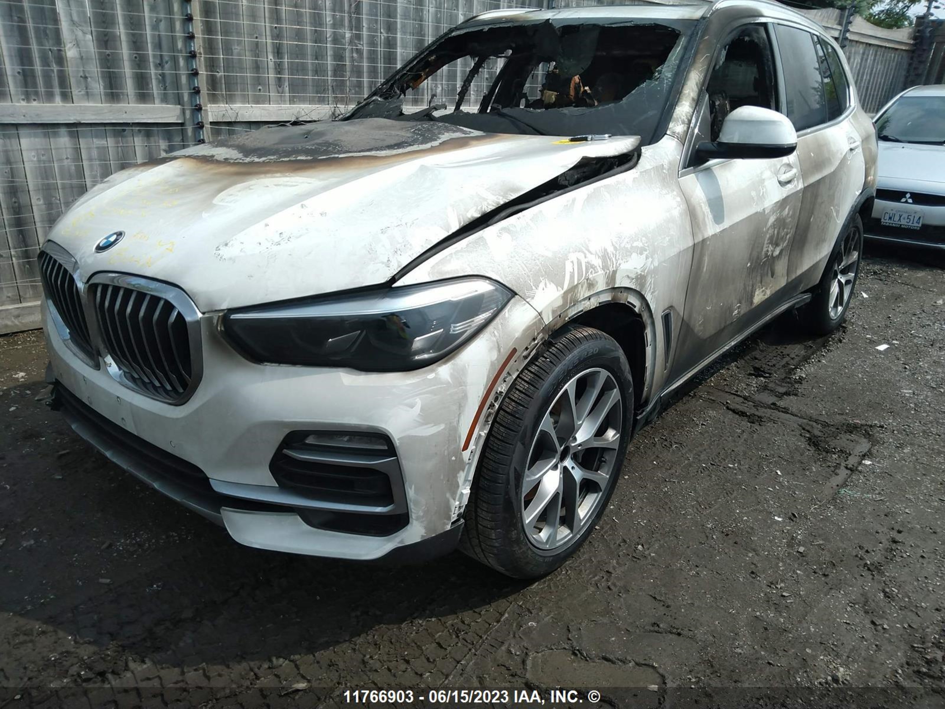 Photo 1 VIN: 5UXCR6C5XKLK80474 - BMW X5 