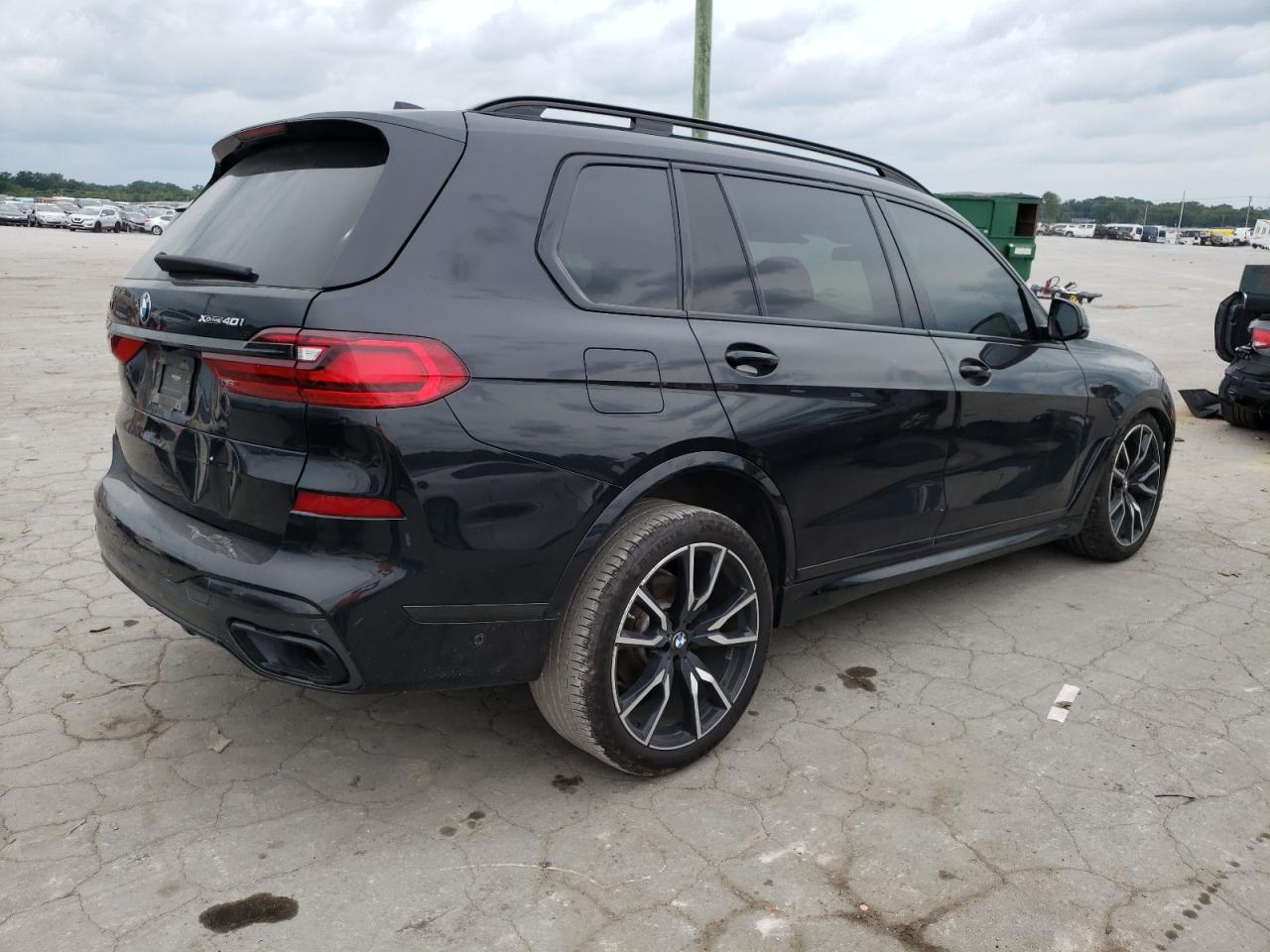 Photo 2 VIN: 5UXCW2C00L9C83780 - BMW X7 