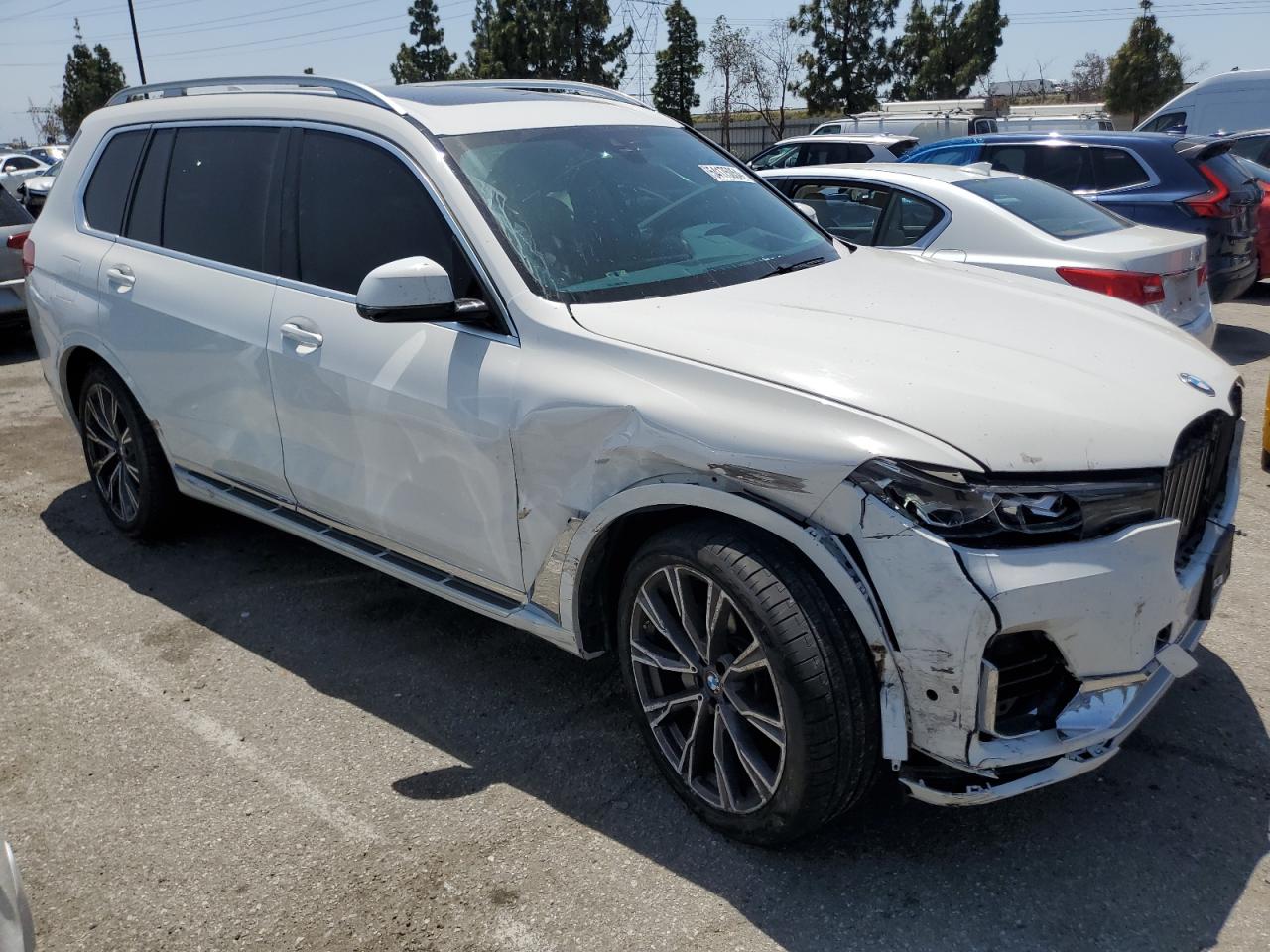 Photo 3 VIN: 5UXCW2C01L9A01095 - BMW X7 