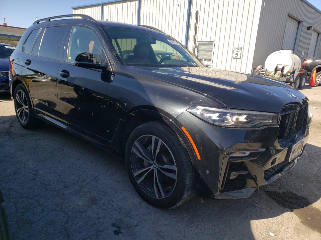 Photo 3 VIN: 5UXCW2C01L9A02568 - BMW X7 