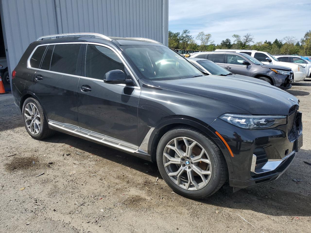 Photo 3 VIN: 5UXCW2C02L9A03776 - BMW X7 