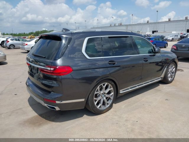 Photo 3 VIN: 5UXCW2C02M9F64030 - BMW X7 