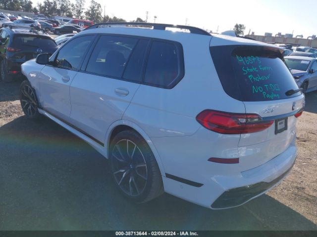 Photo 2 VIN: 5UXCW2C02M9F89963 - BMW X7 