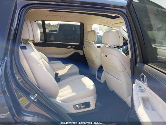 Photo 7 VIN: 5UXCW2C02N9K38582 - BMW X7 