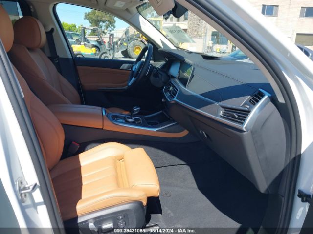 Photo 4 VIN: 5UXCW2C02N9L34745 - BMW X7 