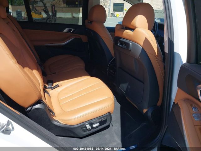 Photo 7 VIN: 5UXCW2C02N9L34745 - BMW X7 