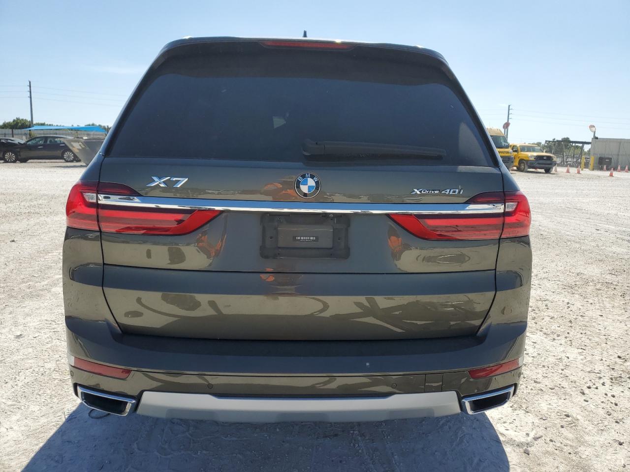 Photo 5 VIN: 5UXCW2C03M9D98620 - BMW X7 