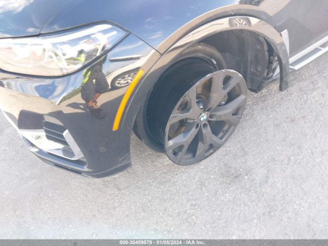 Photo 5 VIN: 5UXCW2C03M9E24567 - BMW X7 