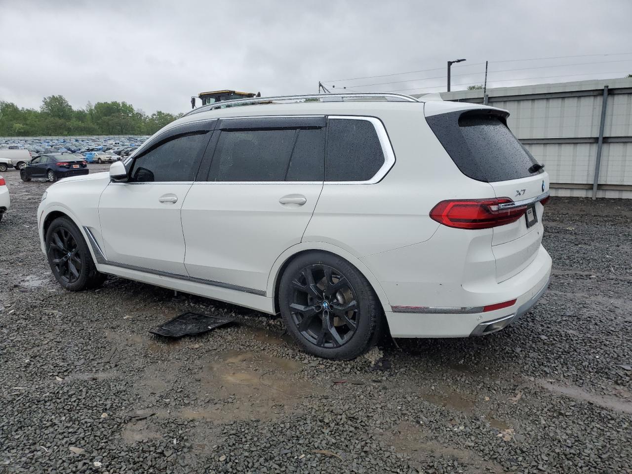 Photo 1 VIN: 5UXCW2C03N9K42074 - BMW X7 