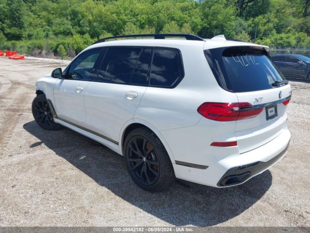 Photo 2 VIN: 5UXCW2C04L9A00748 - BMW X7 