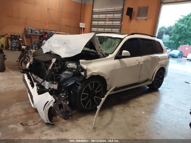 Photo 1 VIN: 5UXCW2C04L9B64517 - BMW X7 