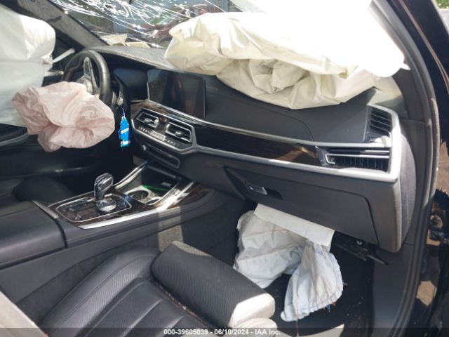 Photo 4 VIN: 5UXCW2C05M9F32169 - BMW X7 