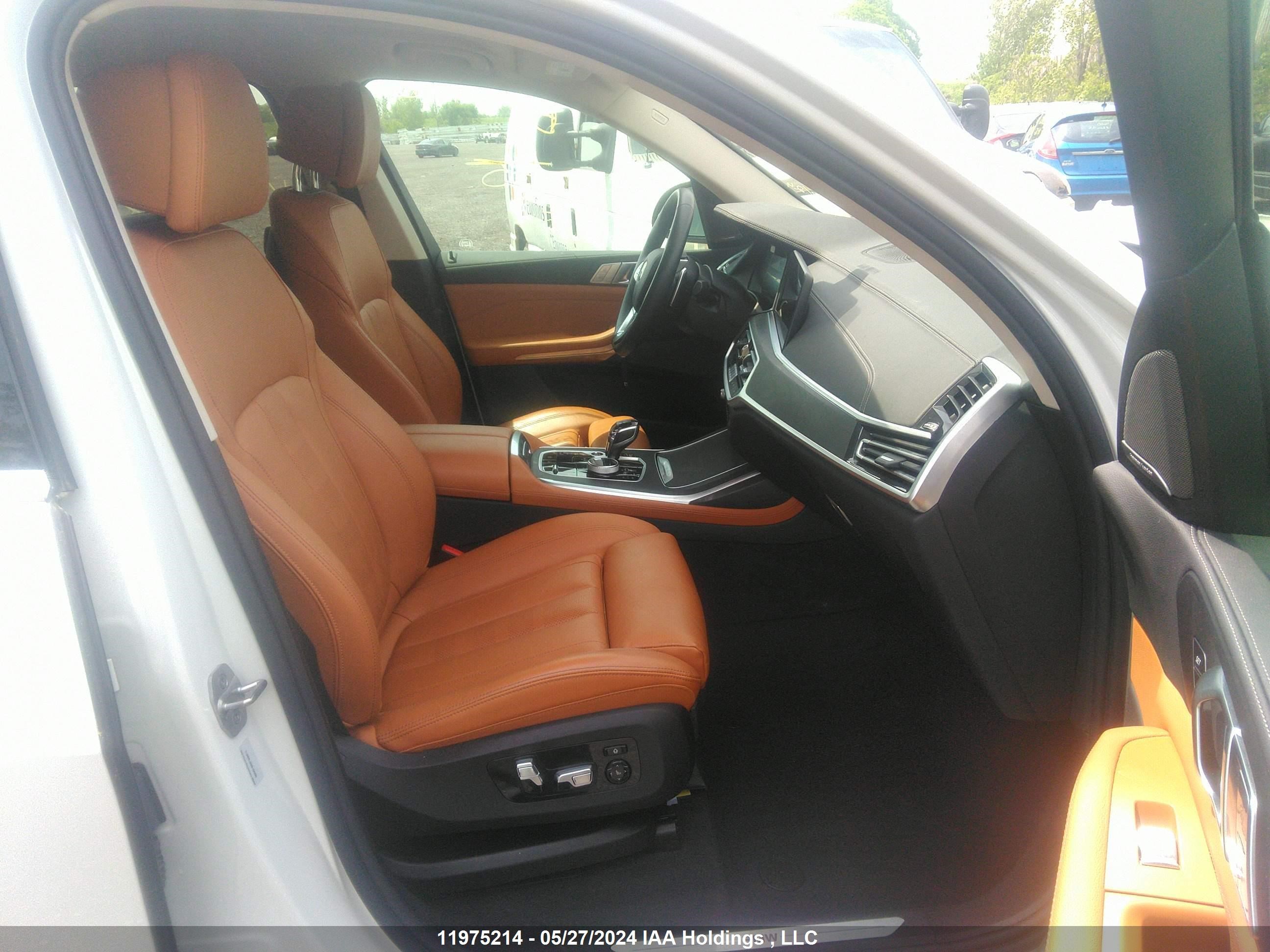 Photo 4 VIN: 5UXCW2C05N9M05629 - BMW X7 