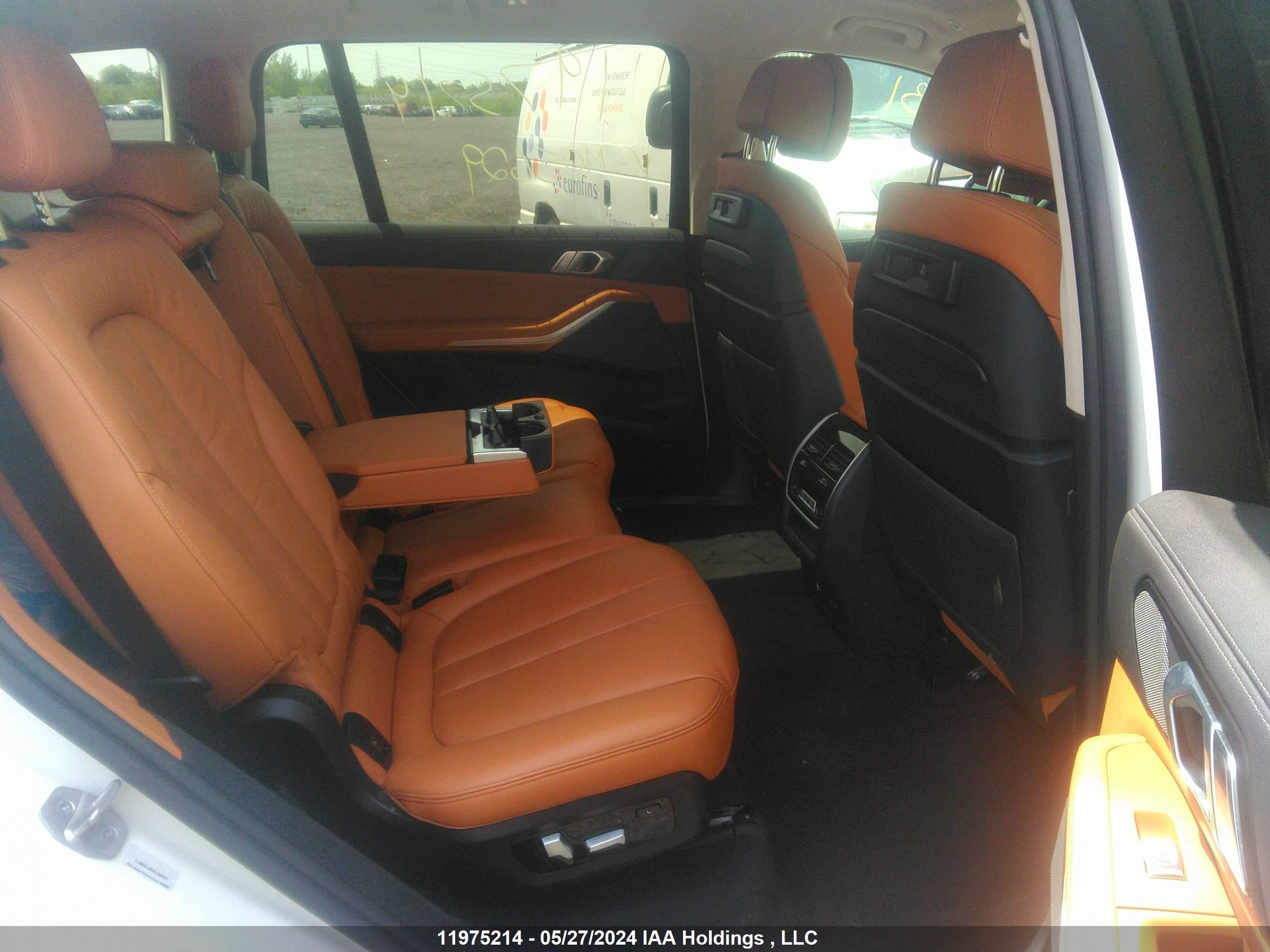 Photo 7 VIN: 5UXCW2C05N9M05629 - BMW X7 