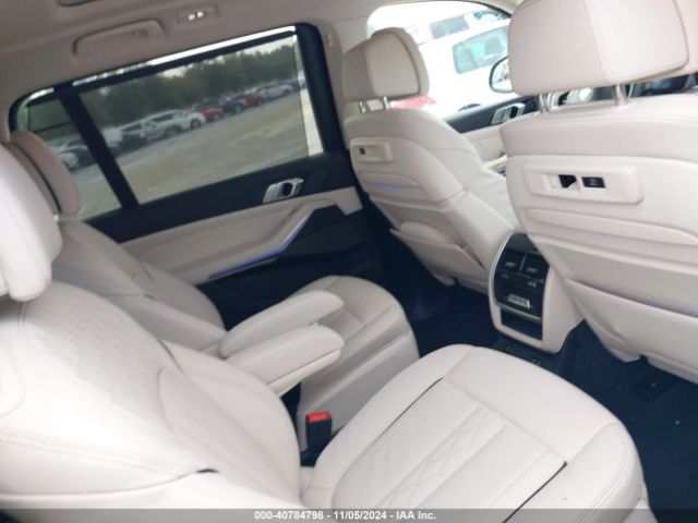 Photo 7 VIN: 5UXCW2C05N9N04631 - BMW X7 