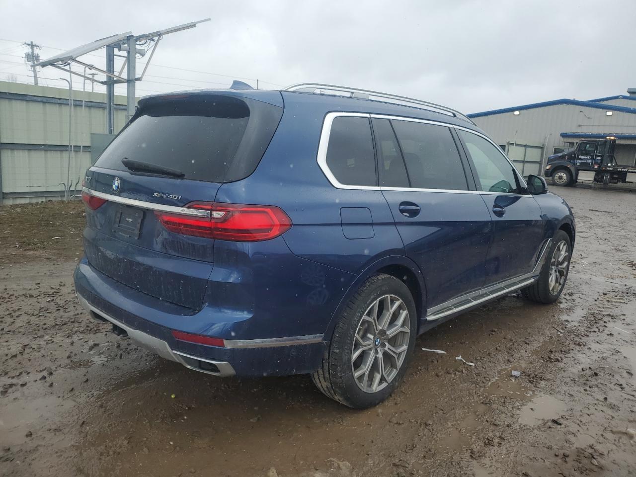 Photo 2 VIN: 5UXCW2C06L9A02503 - BMW X7 