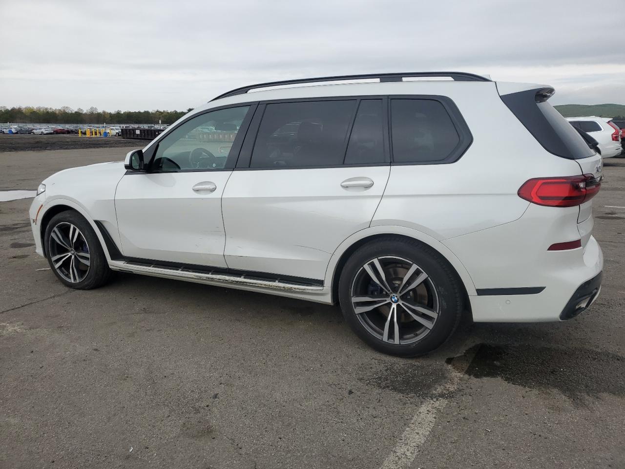 Photo 1 VIN: 5UXCW2C06L9B83487 - BMW X7 