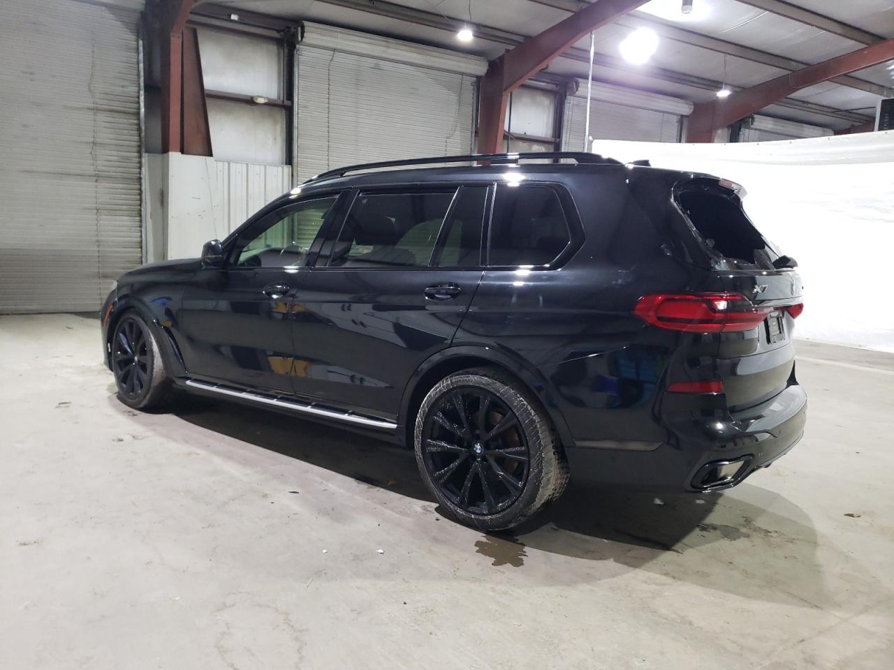 Photo 1 VIN: 5UXCW2C06M9G63644 - BMW X7 