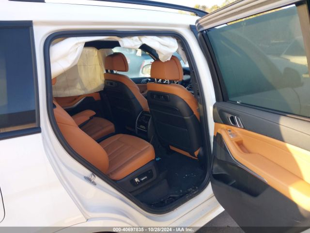 Photo 7 VIN: 5UXCW2C06N9L14370 - BMW X7 