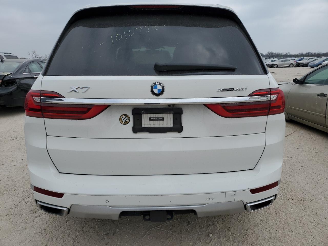 Photo 5 VIN: 5UXCW2C07L9B92764 - BMW X7 