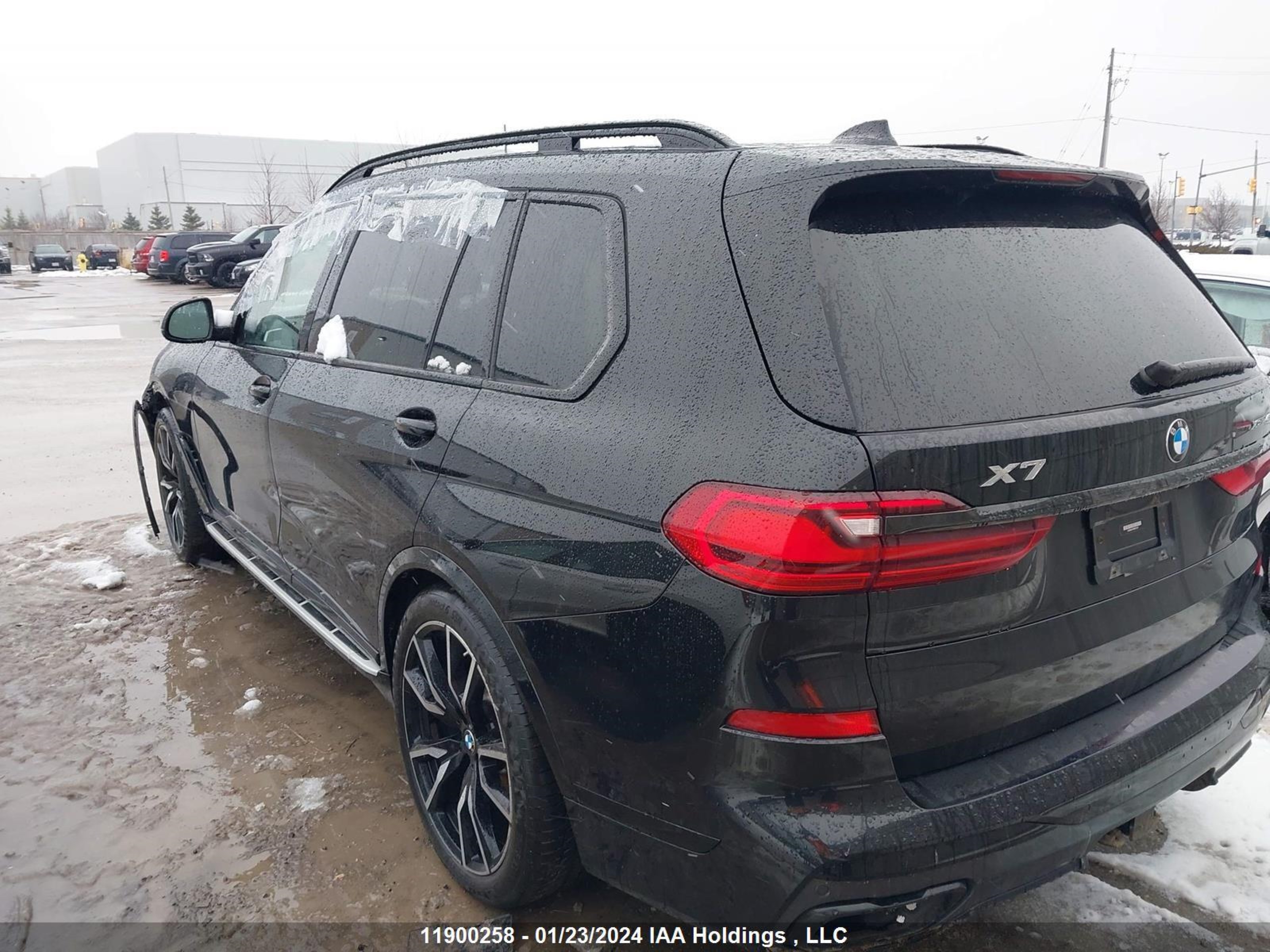 Photo 2 VIN: 5UXCW2C07N9M13134 - BMW X7 