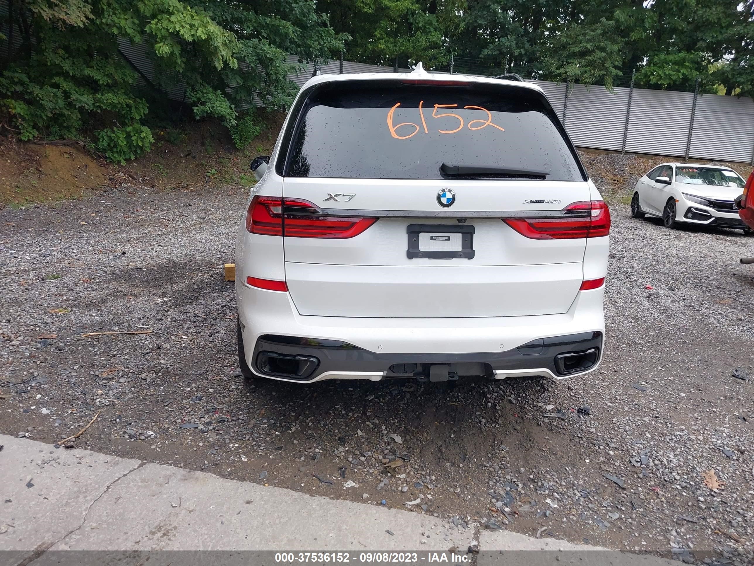 Photo 11 VIN: 5UXCW2C08N9M16270 - BMW X7 