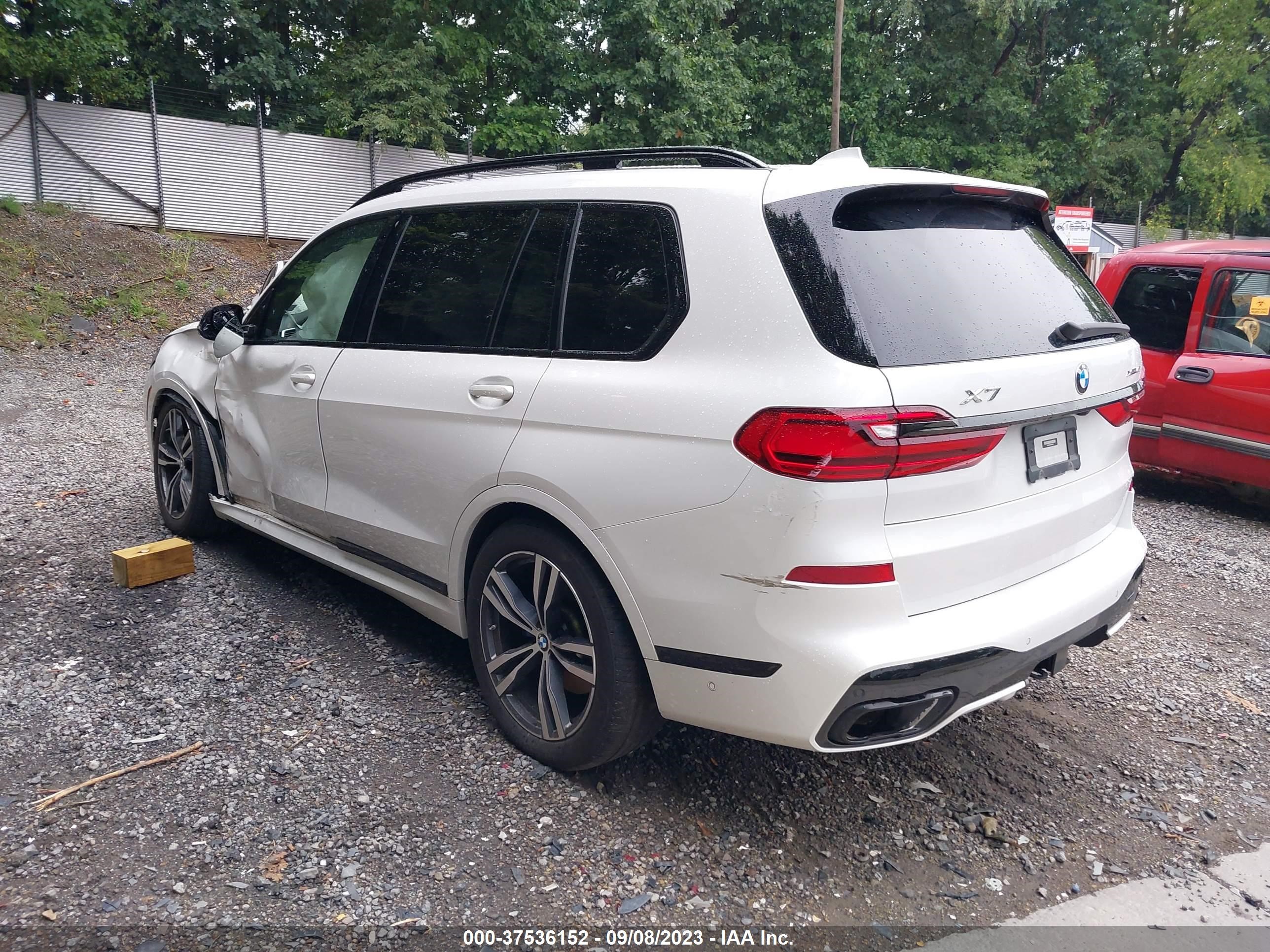 Photo 2 VIN: 5UXCW2C08N9M16270 - BMW X7 