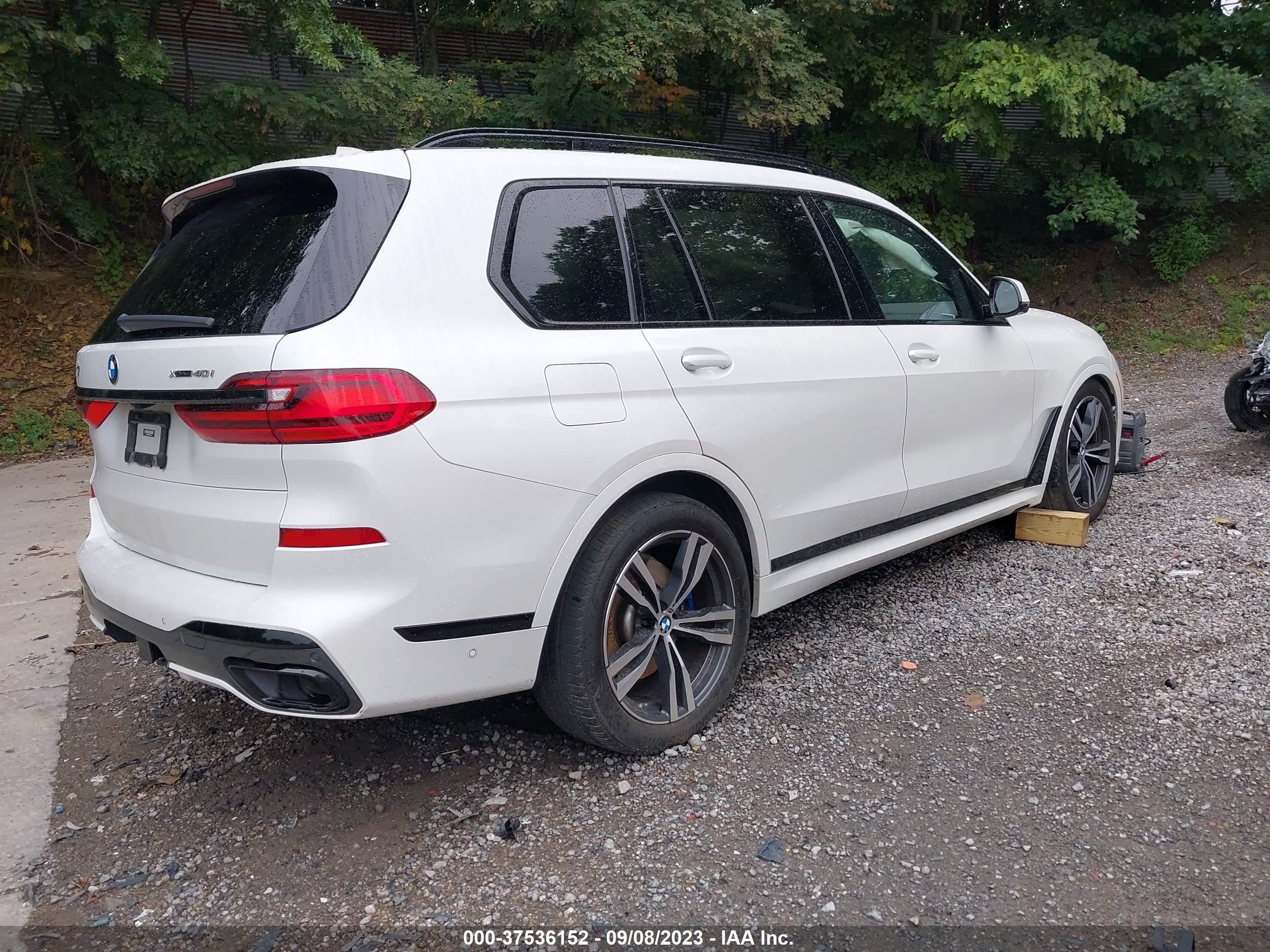 Photo 3 VIN: 5UXCW2C08N9M16270 - BMW X7 