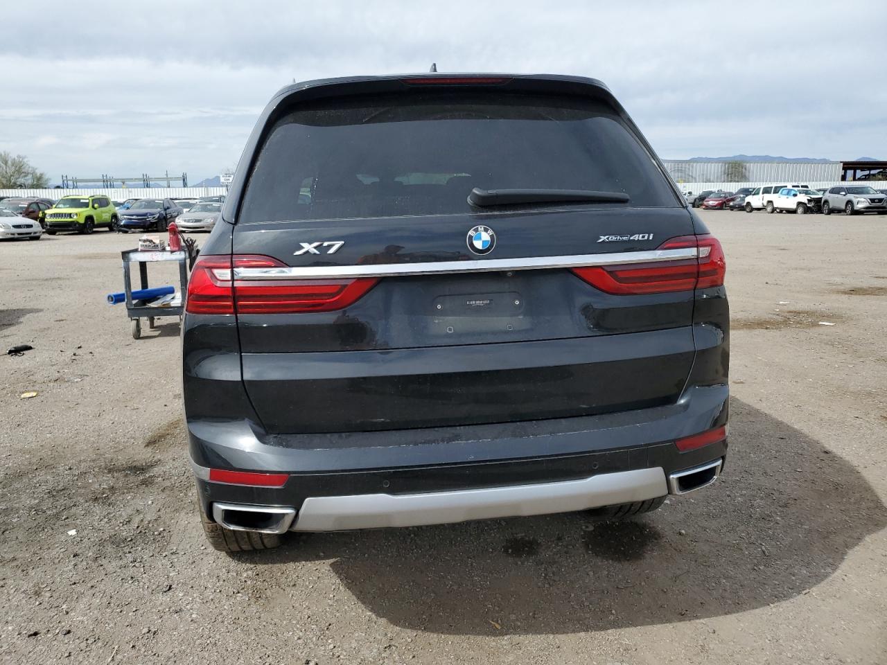 Photo 5 VIN: 5UXCW2C09L9A03211 - BMW X7 