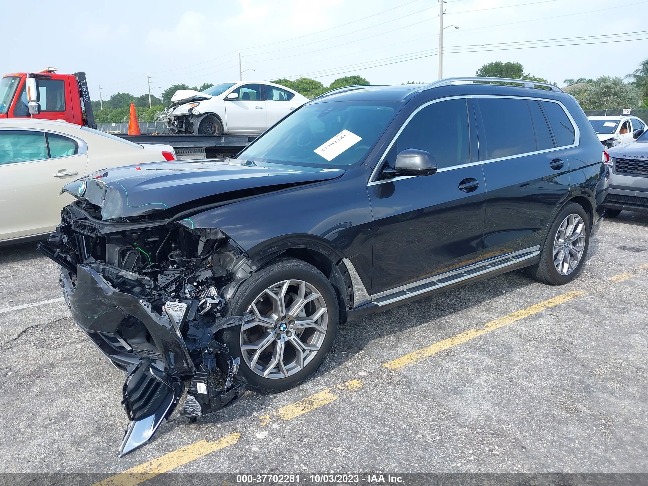 Photo 1 VIN: 5UXCW2C09L9A03435 - BMW X7 