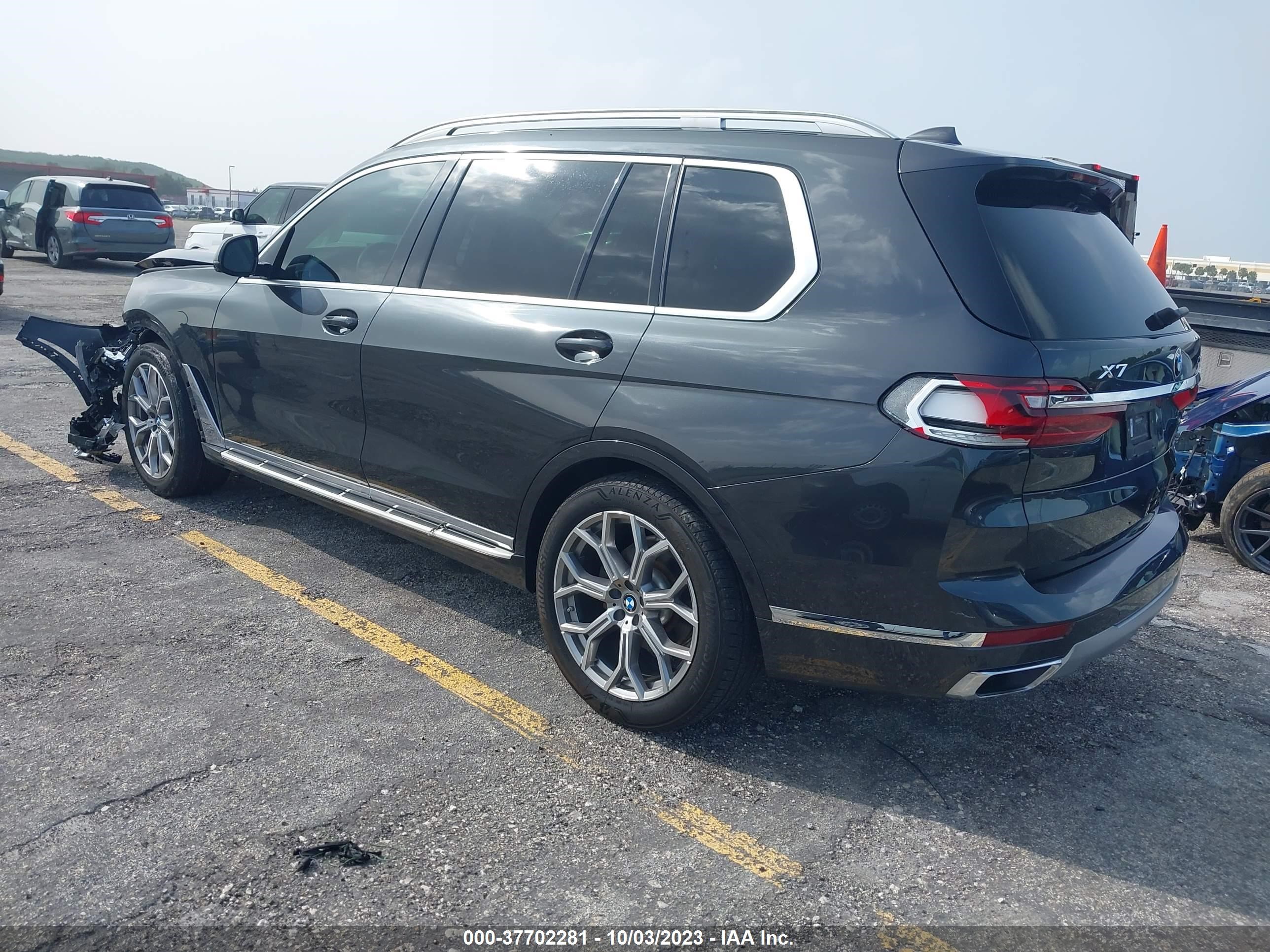 Photo 2 VIN: 5UXCW2C09L9A03435 - BMW X7 