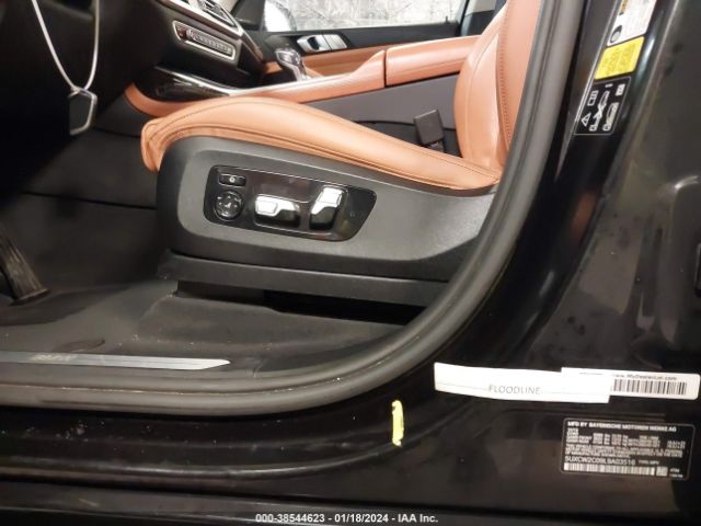 Photo 5 VIN: 5UXCW2C09L9A03516 - BMW X7 