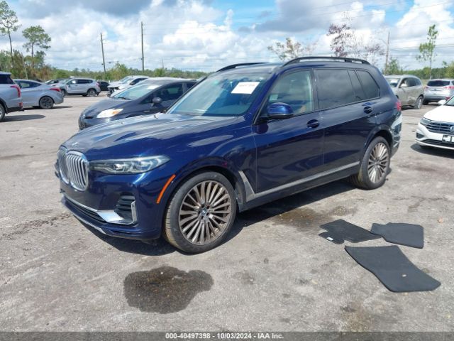 Photo 1 VIN: 5UXCW2C09M9G54582 - BMW X7 