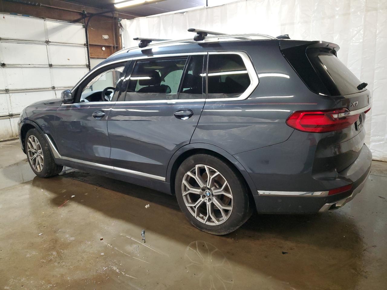 Photo 1 VIN: 5UXCW2C09N9J14843 - BMW X7 