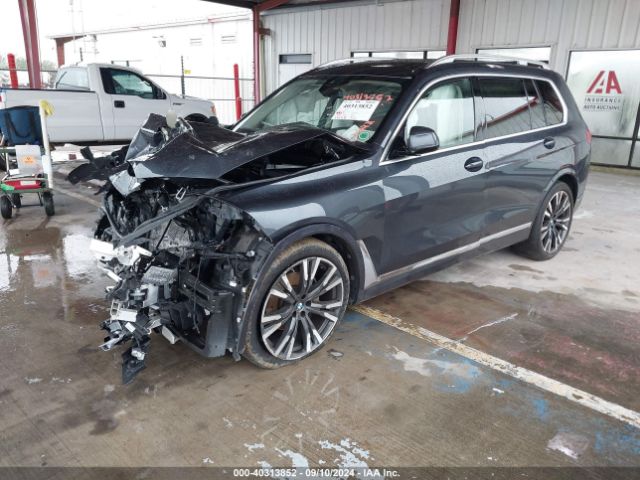 Photo 1 VIN: 5UXCW2C09N9L05677 - BMW X7 