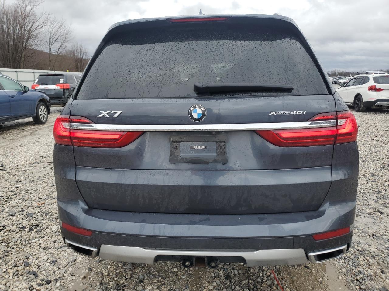 Photo 5 VIN: 5UXCW2C0XL9A02567 - BMW X7 