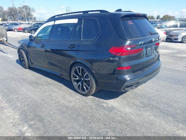 Photo 2 VIN: 5UXCW2C0XL9D43192 - BMW X7 