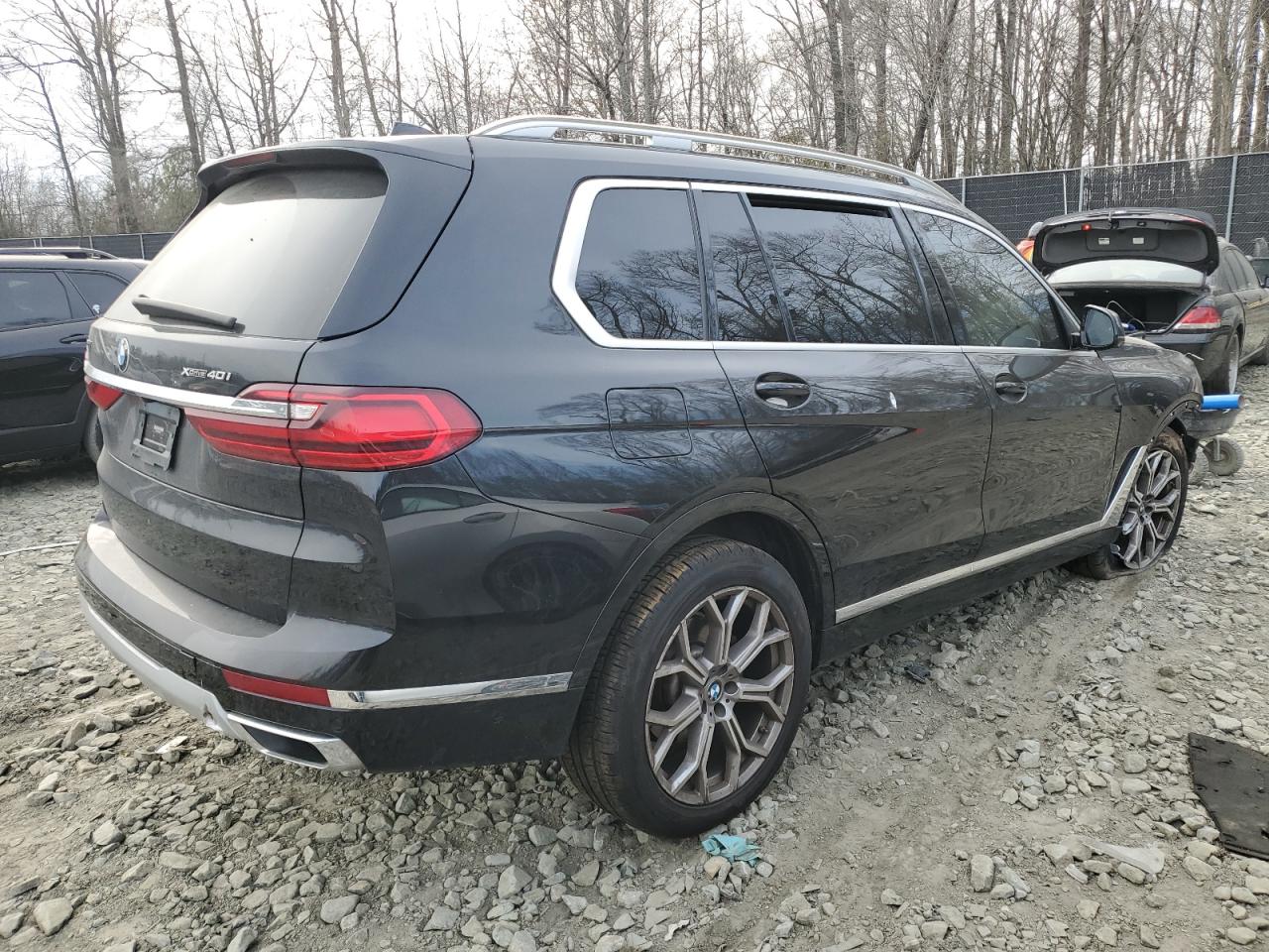 Photo 2 VIN: 5UXCW2C0XM9H13591 - BMW X7 