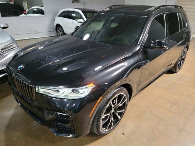 Photo 2 VIN: 5UXCW2C0XN9L13237 - BMW X7 