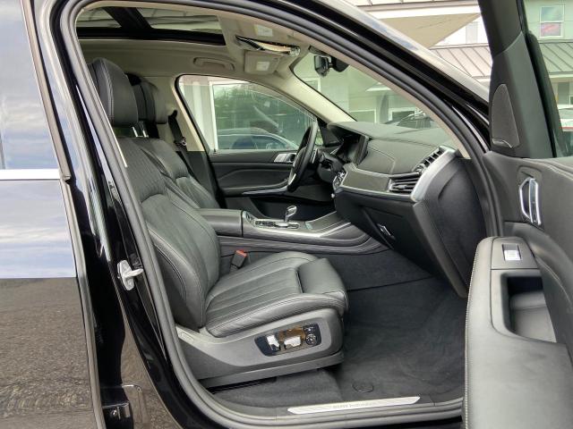 Photo 4 VIN: 5UXCW2C52KL085986 - BMW X7 