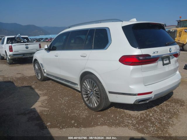 Photo 2 VIN: 5UXCX4C09L9C06477 - BMW X7 